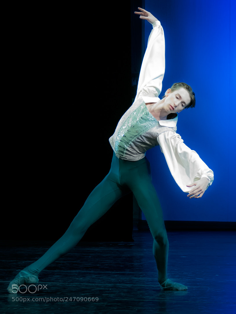 Panasonic Lumix DMC-FZ1000 sample photo. Ballerino photography