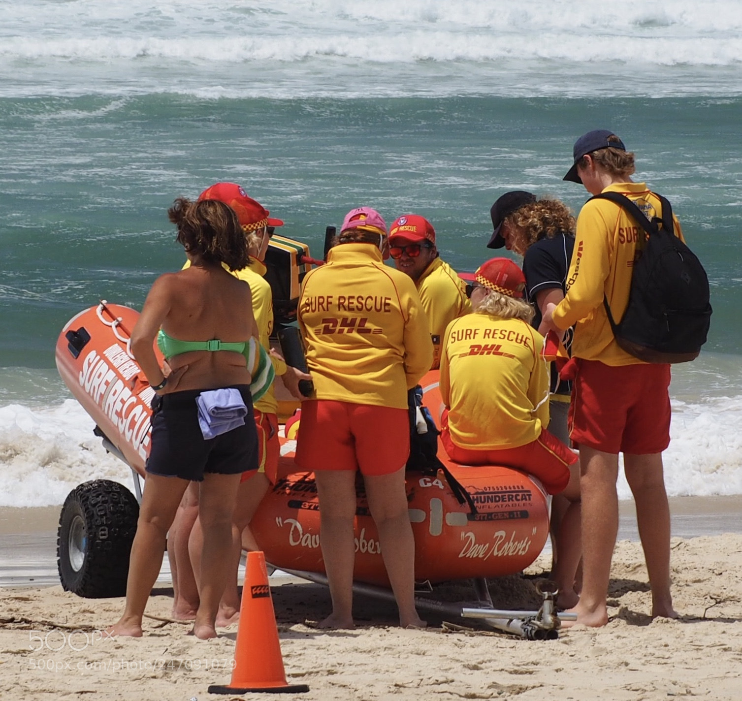 Olympus OM-D E-M10 sample photo. Tutorial - surf rescue photography