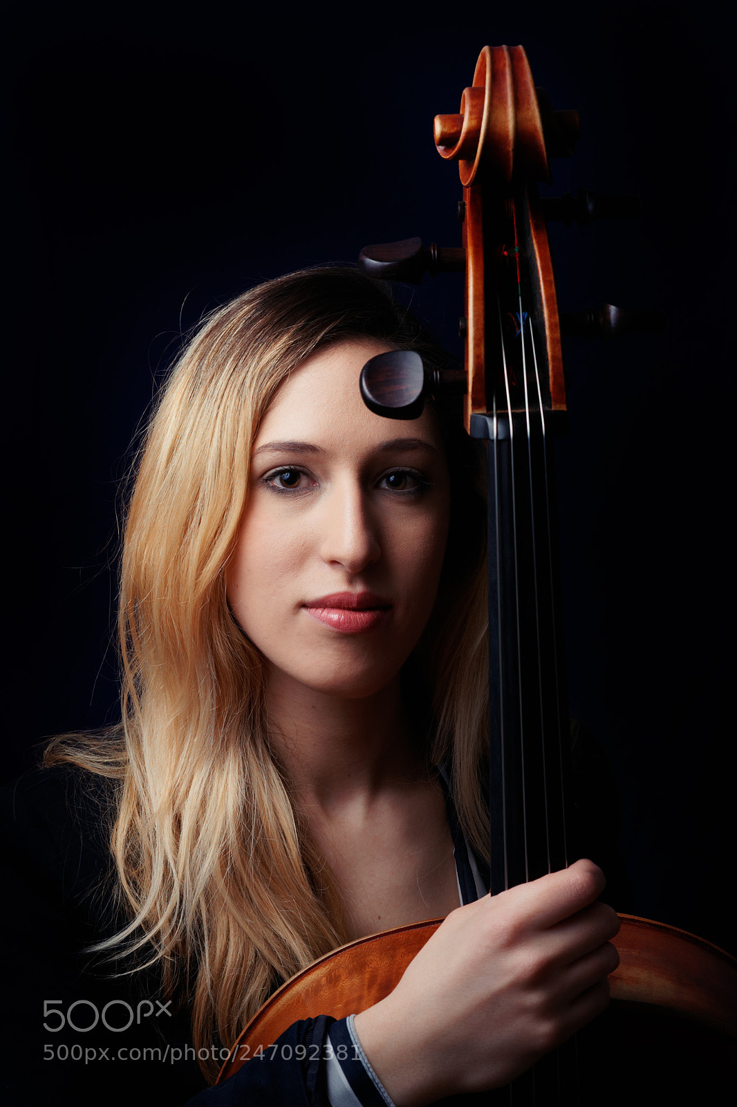 Sony Alpha DSLR-A850 sample photo. Portrait of a musician photography