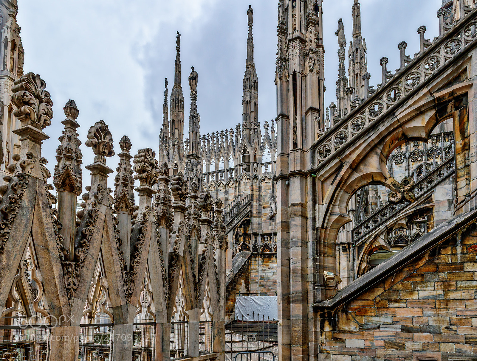 Nikon D4S sample photo. On roof of duomo photography