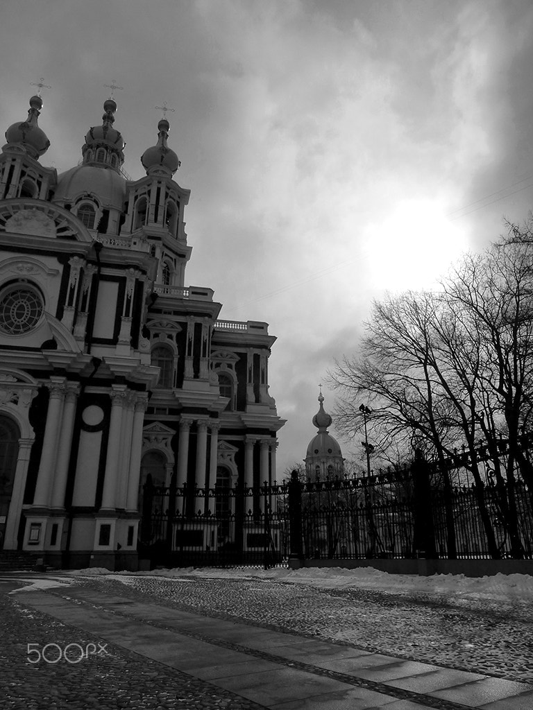 Panasonic Lumix DMC-ZS1 (Lumix DMC-TZ6) sample photo. Couvent smolny photography