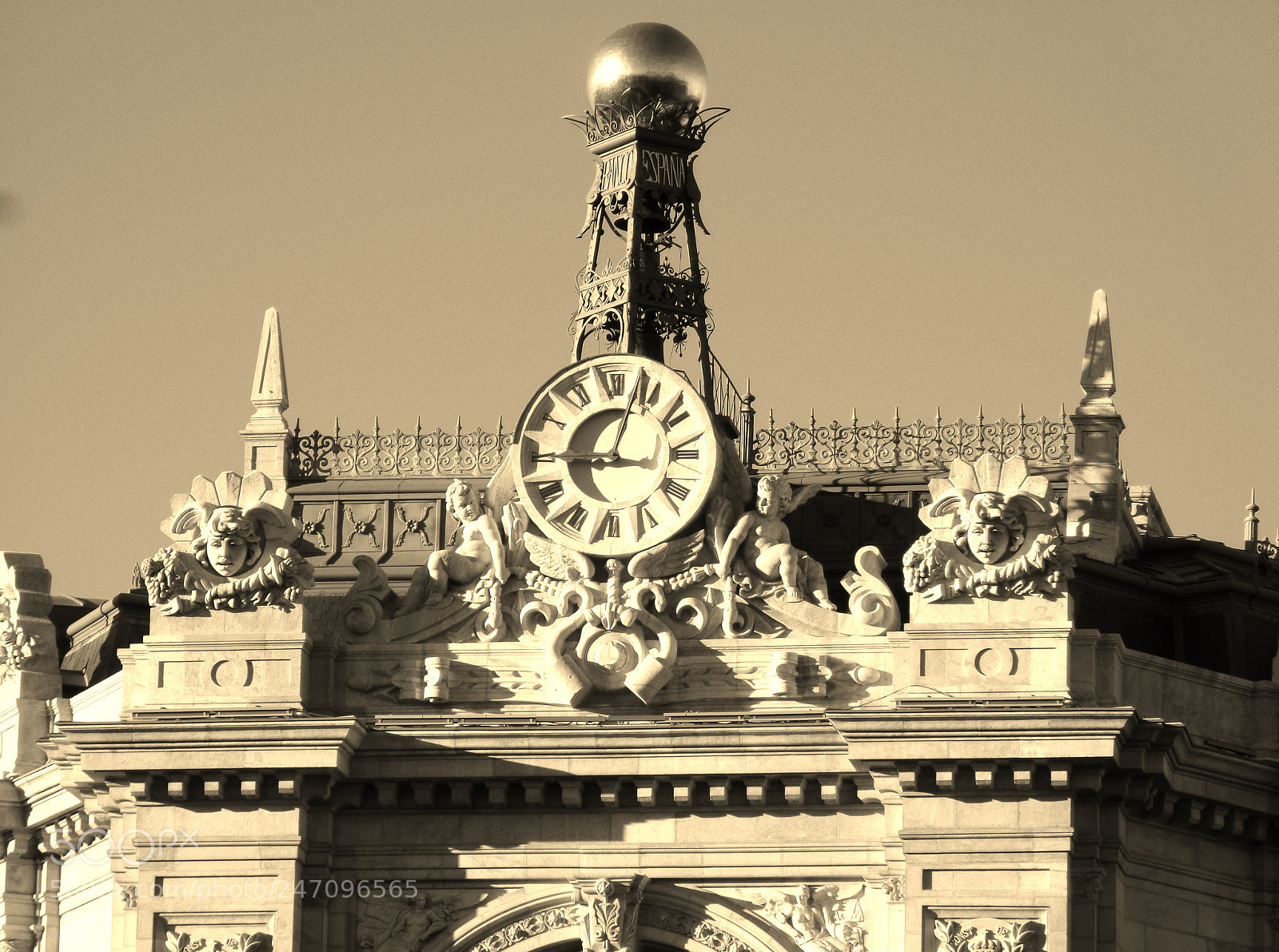 Sony Cyber-shot DSC-W830 sample photo. De cibeles a colon () photography
