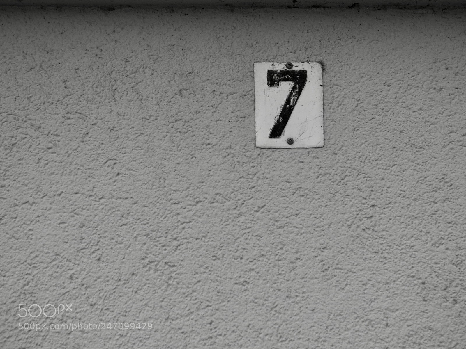 Olympus OM-D E-M10 II sample photo. Wall - 7 photography