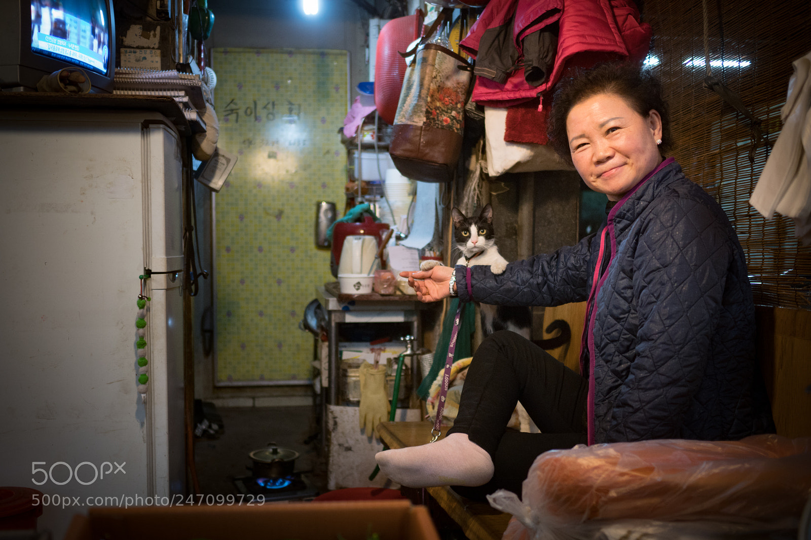 Sony a6300 sample photo. Market living photography