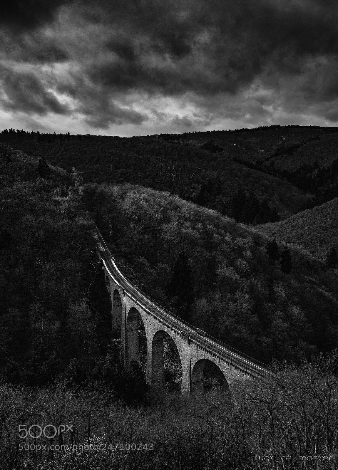 Fujifilm X-T2 sample photo. Boppard viaduct photography