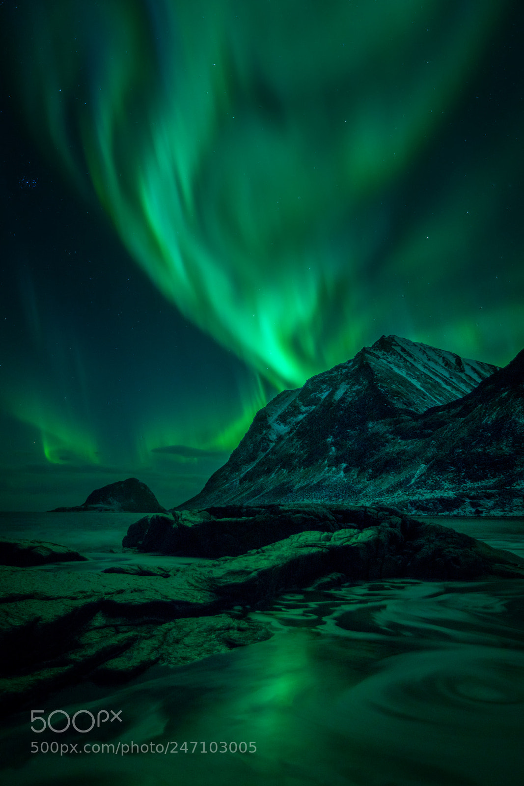 Sony a7R III sample photo. ... aurora storm photography