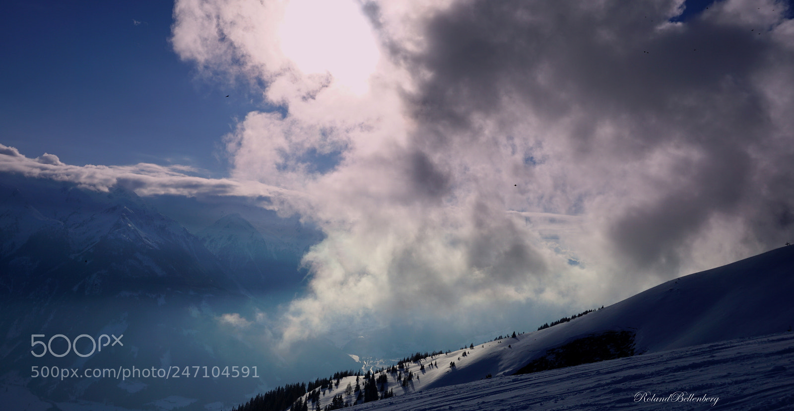 Sony a6000 + Sony E 18-50mm F4-5.6 sample photo. Winter cloud photography