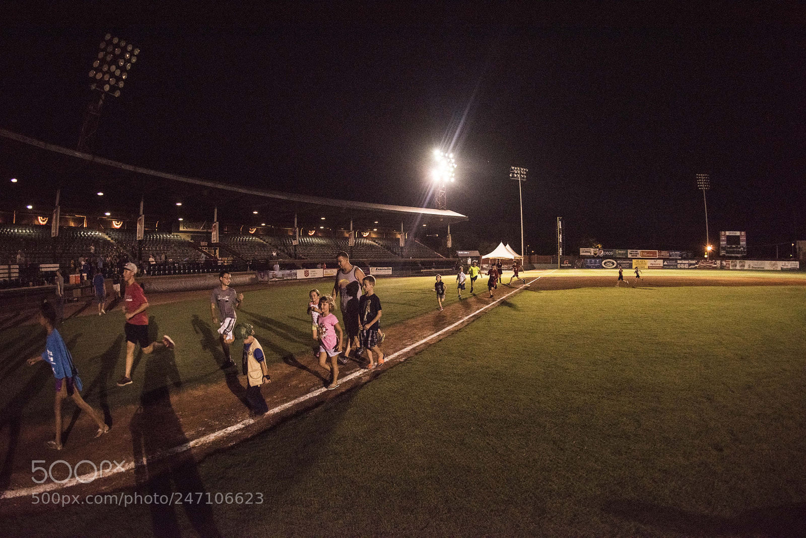Nikon D810 sample photo. E night at the photography