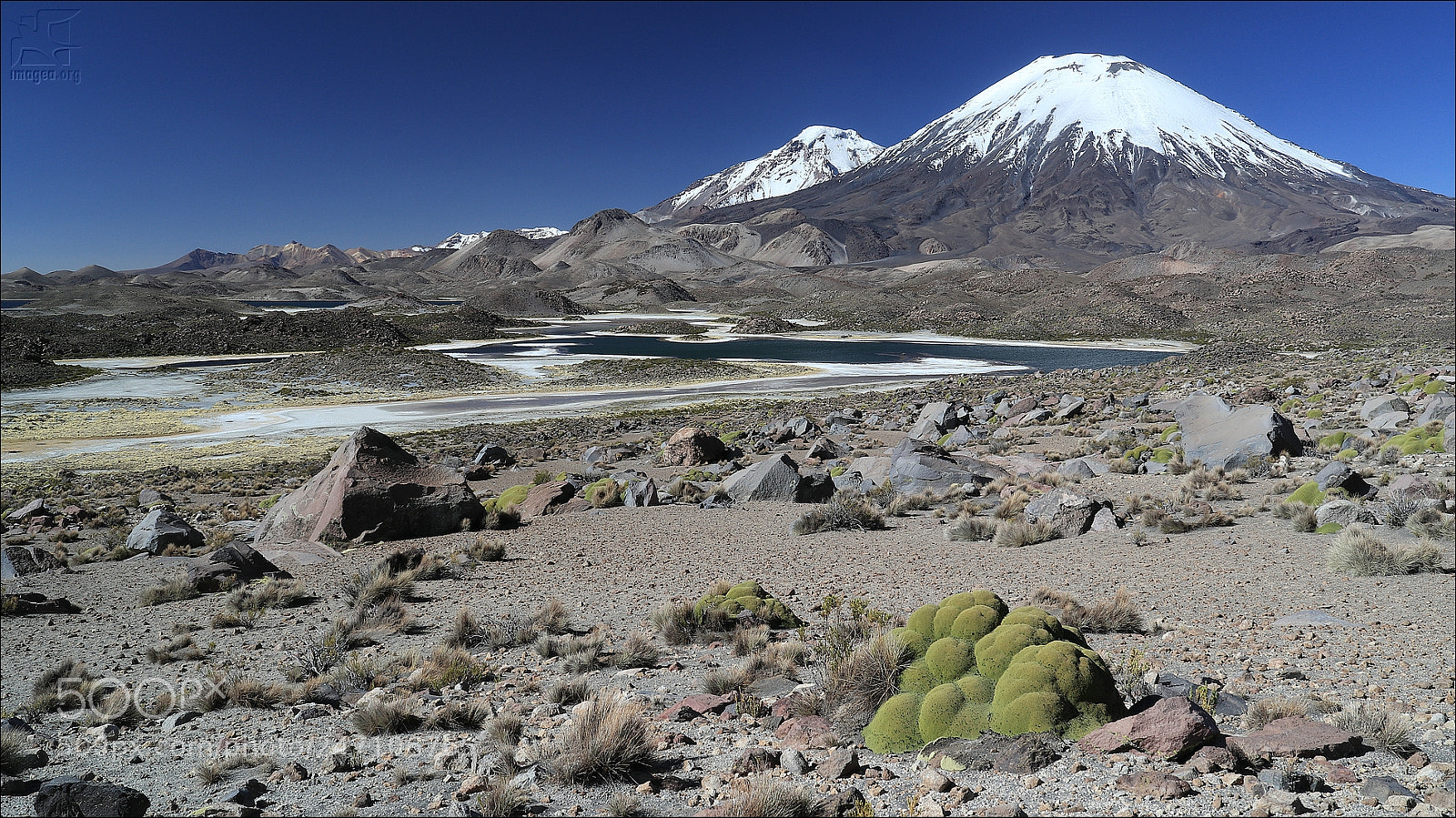 Canon EOS M5 sample photo. Parinacota, pomerape and laguna photography
