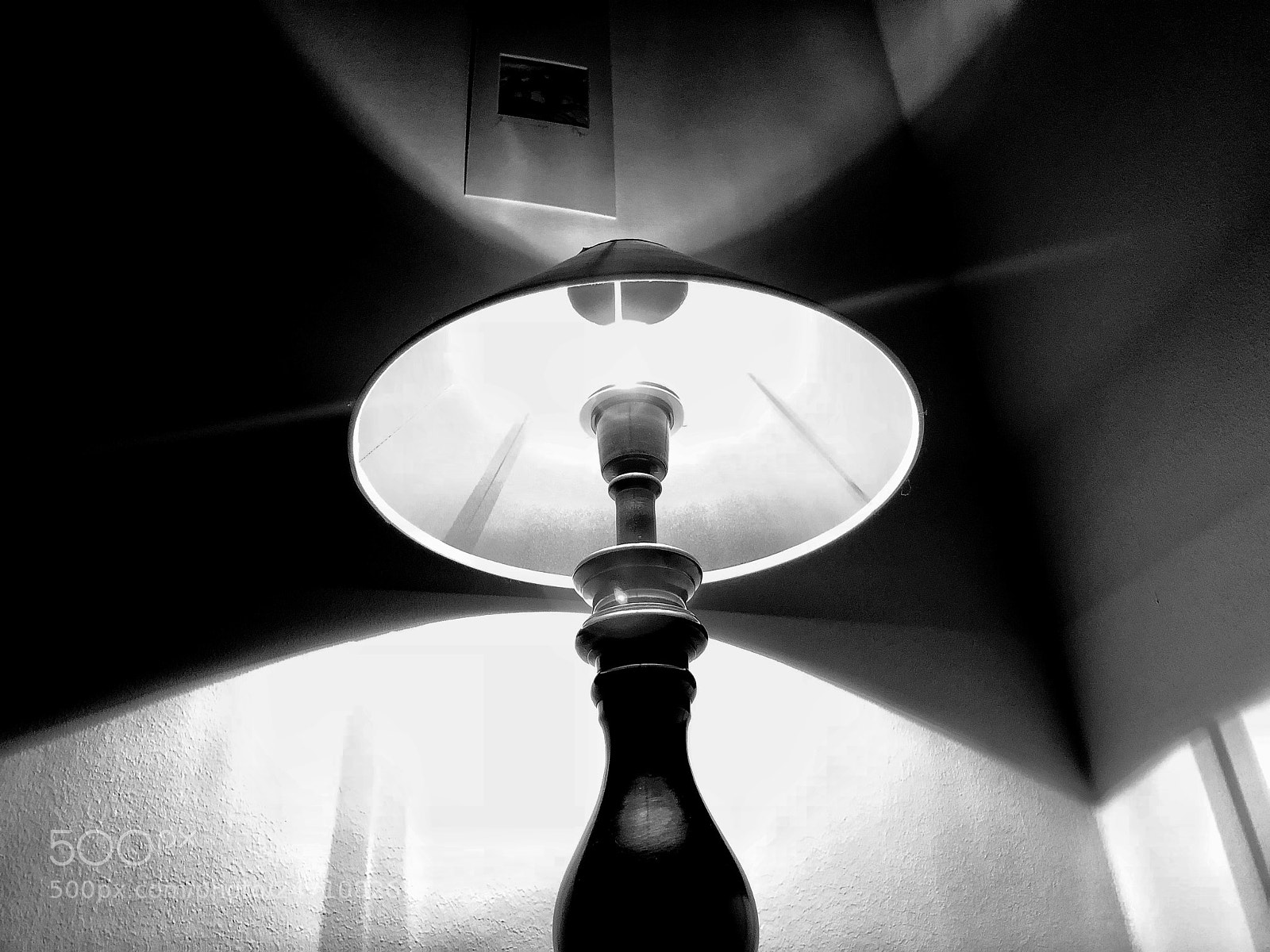 Apple iPhone 8 Plus sample photo. Nosferatu photography