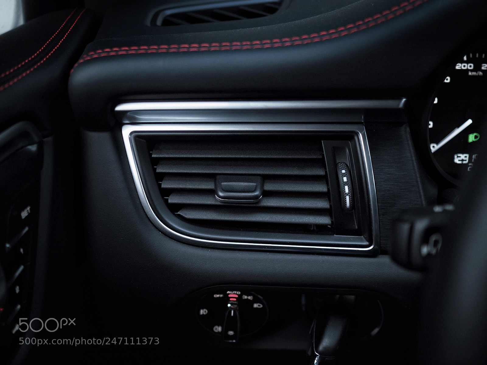 Olympus PEN-F sample photo. Porsche macan gts photography