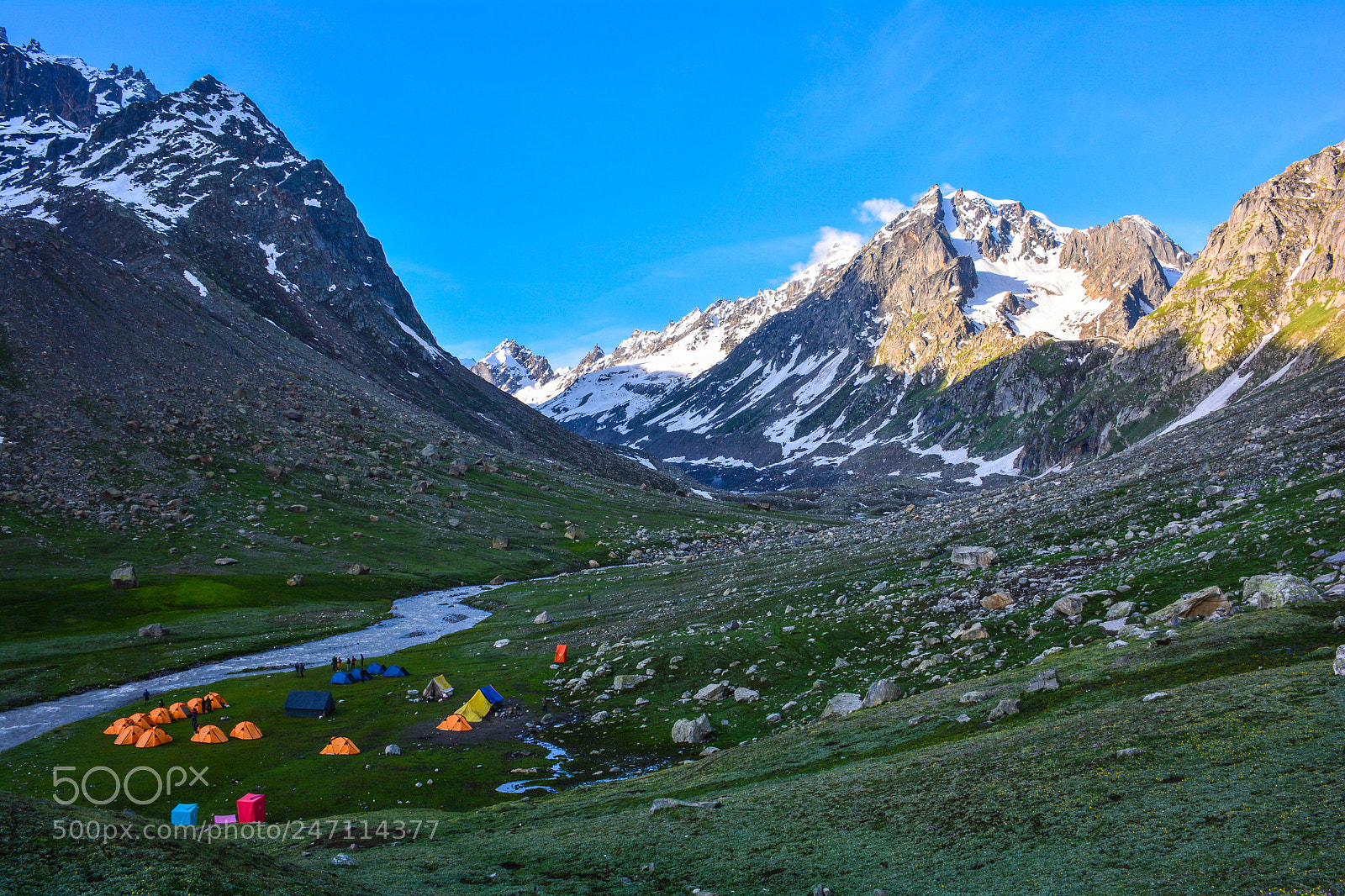 Nikon D5200 sample photo. Camp site on trek photography