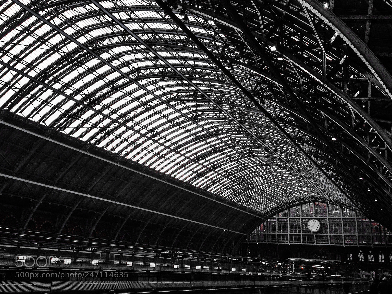 Apple iPhone 5s sample photo. St pancra ironwork london photography