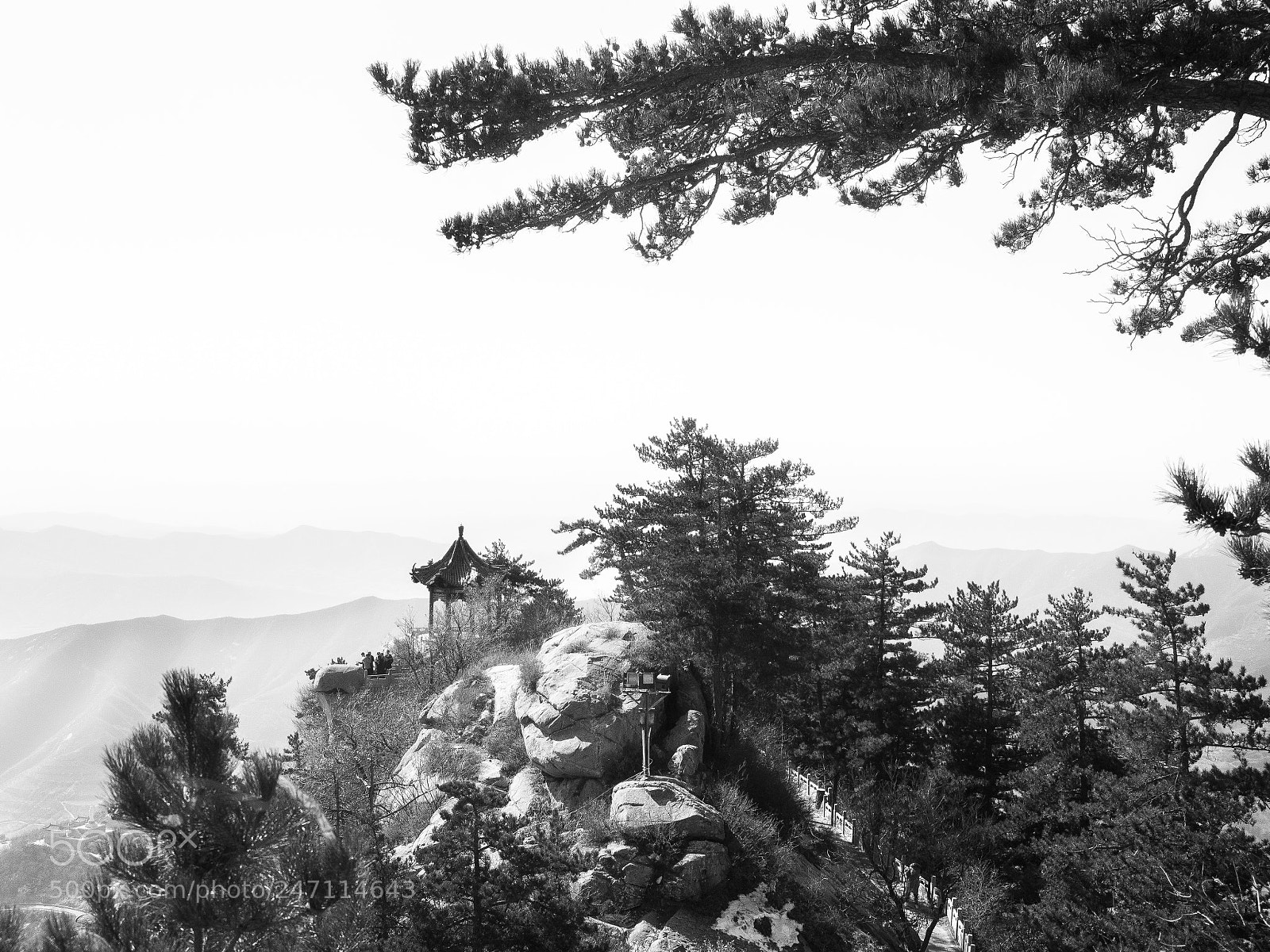 Olympus OM-D E-M5 II sample photo. 北武当山 photography