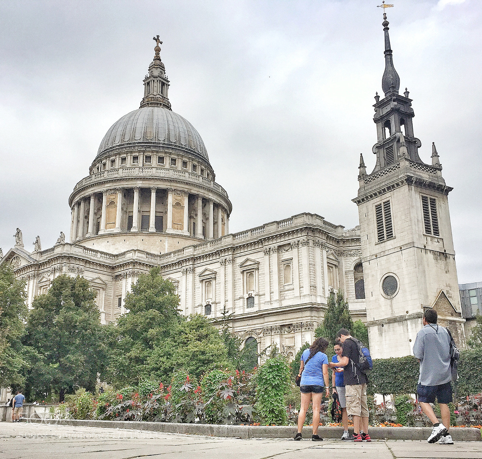 Apple iPhone 6 sample photo. London scenes. london, uk. photography