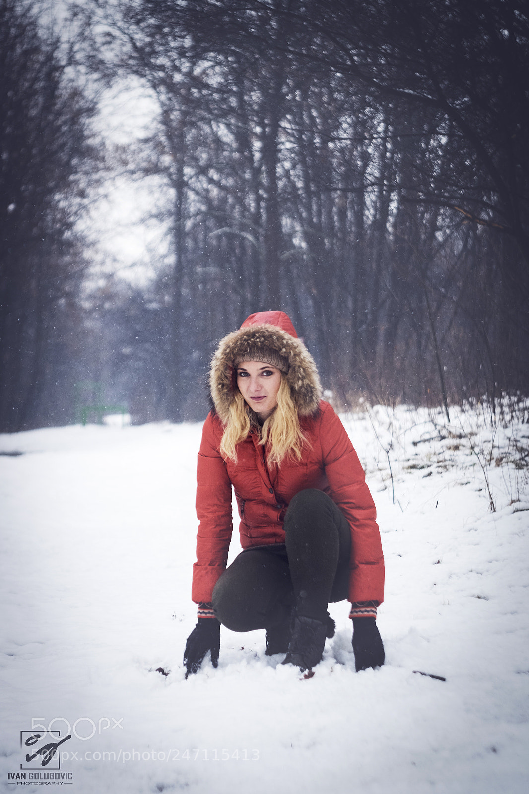 Fujifilm X-E2 sample photo. Winter female portrait photography
