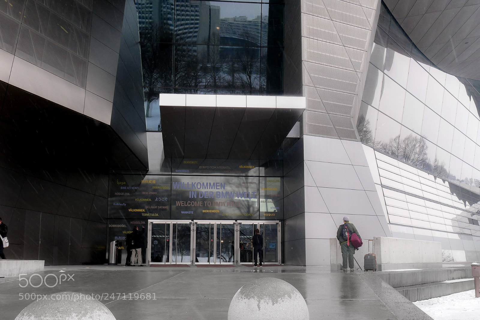 Panasonic Lumix DMC-GX85 (Lumix DMC-GX80 / Lumix DMC-GX7 Mark II) sample photo. Au enansichten zaha hadid photography