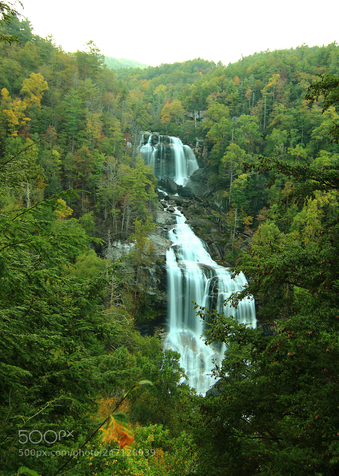 Canon EOS 550D (EOS Rebel T2i / EOS Kiss X4) sample photo. Whitewater falls photography