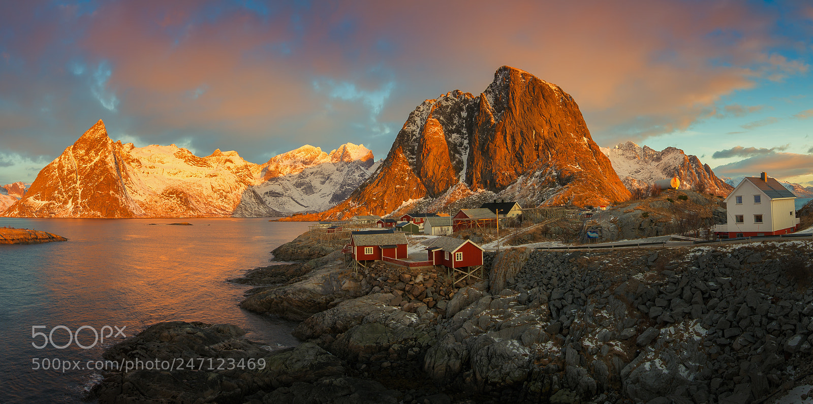 Nikon D800 sample photo. Sunrise in hamnoy photography