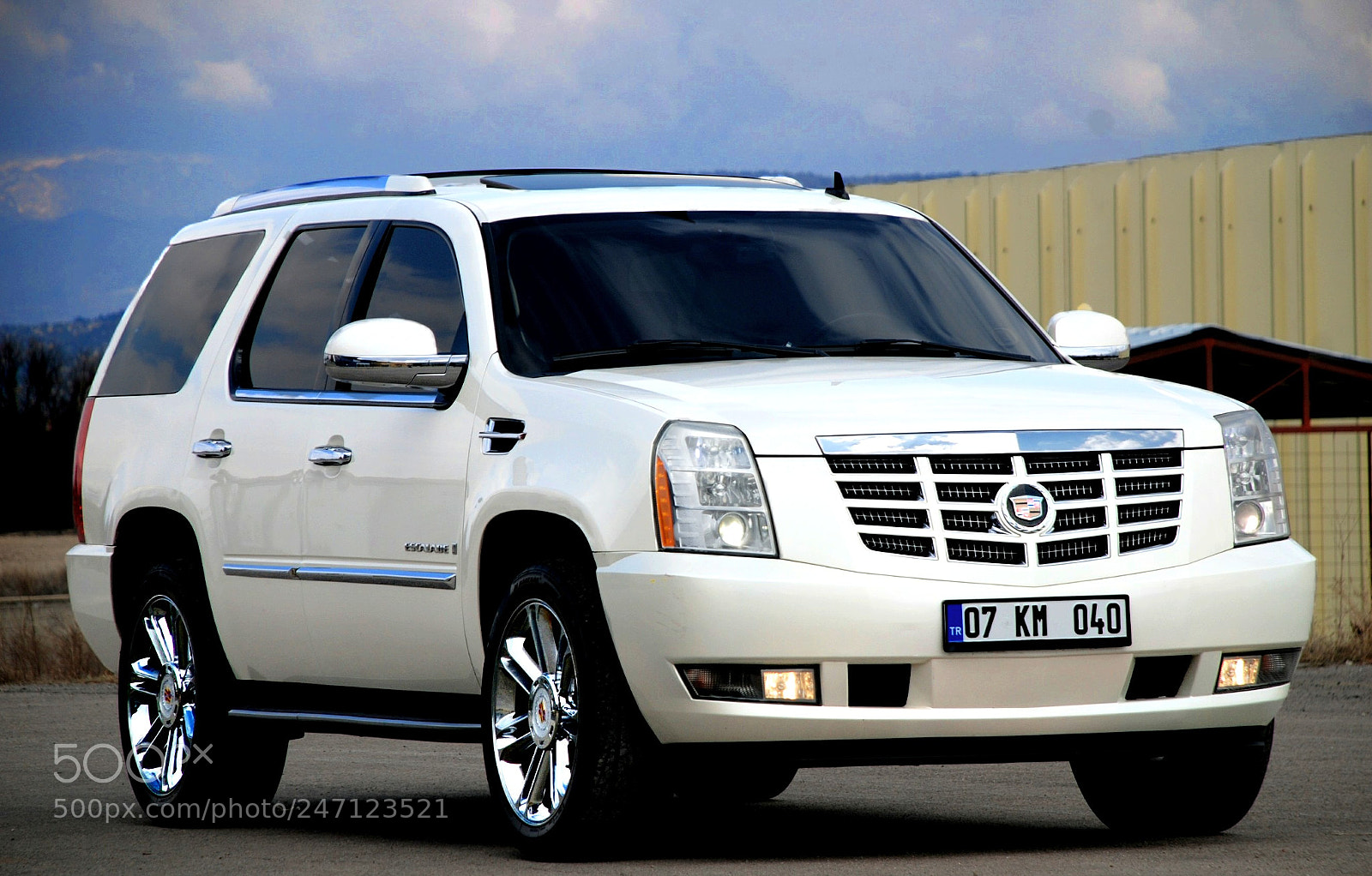 Nikon D80 sample photo. Cadillac escalade photography