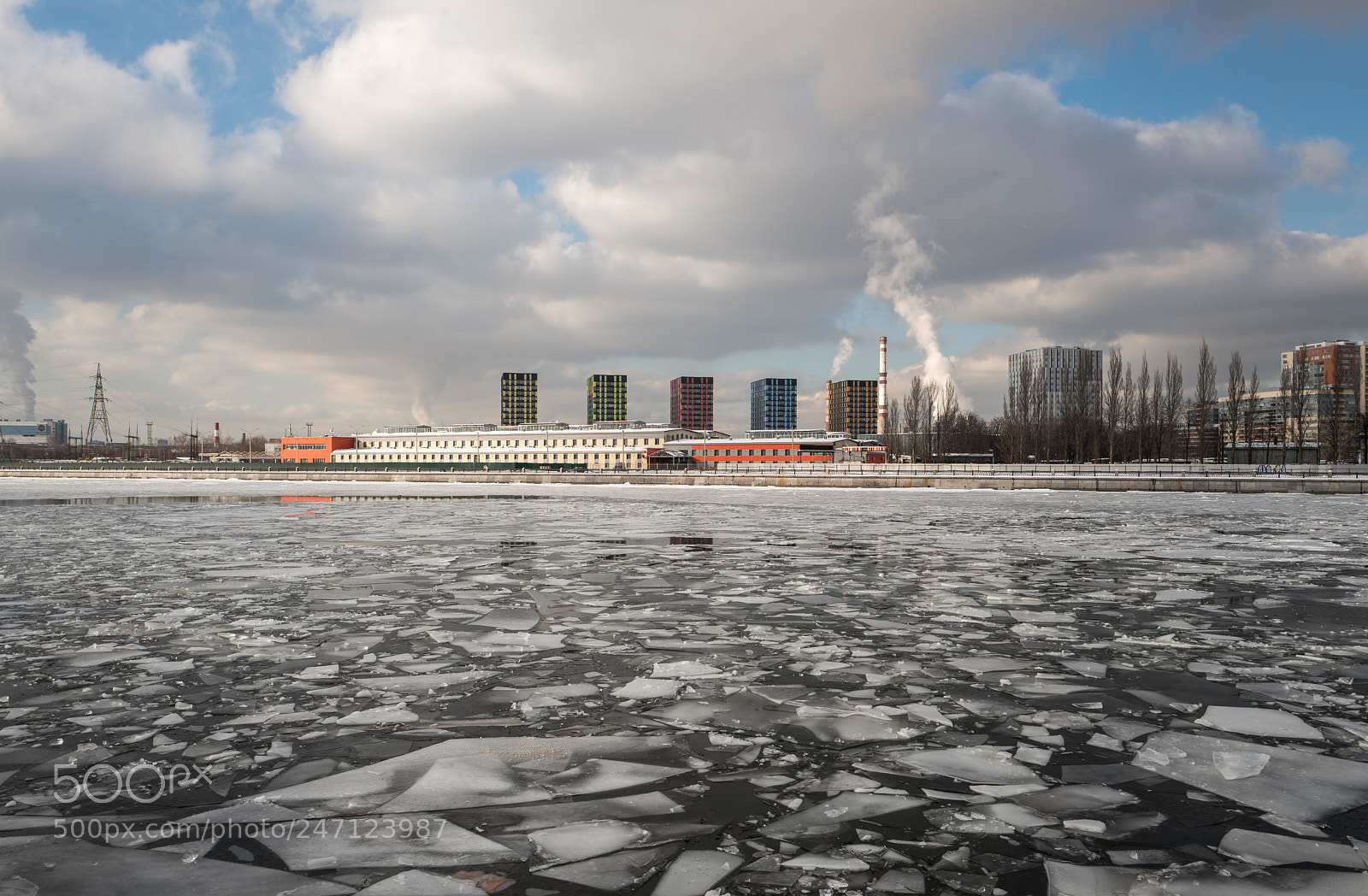 Leica Q (Typ 116) sample photo. Moscow river photography