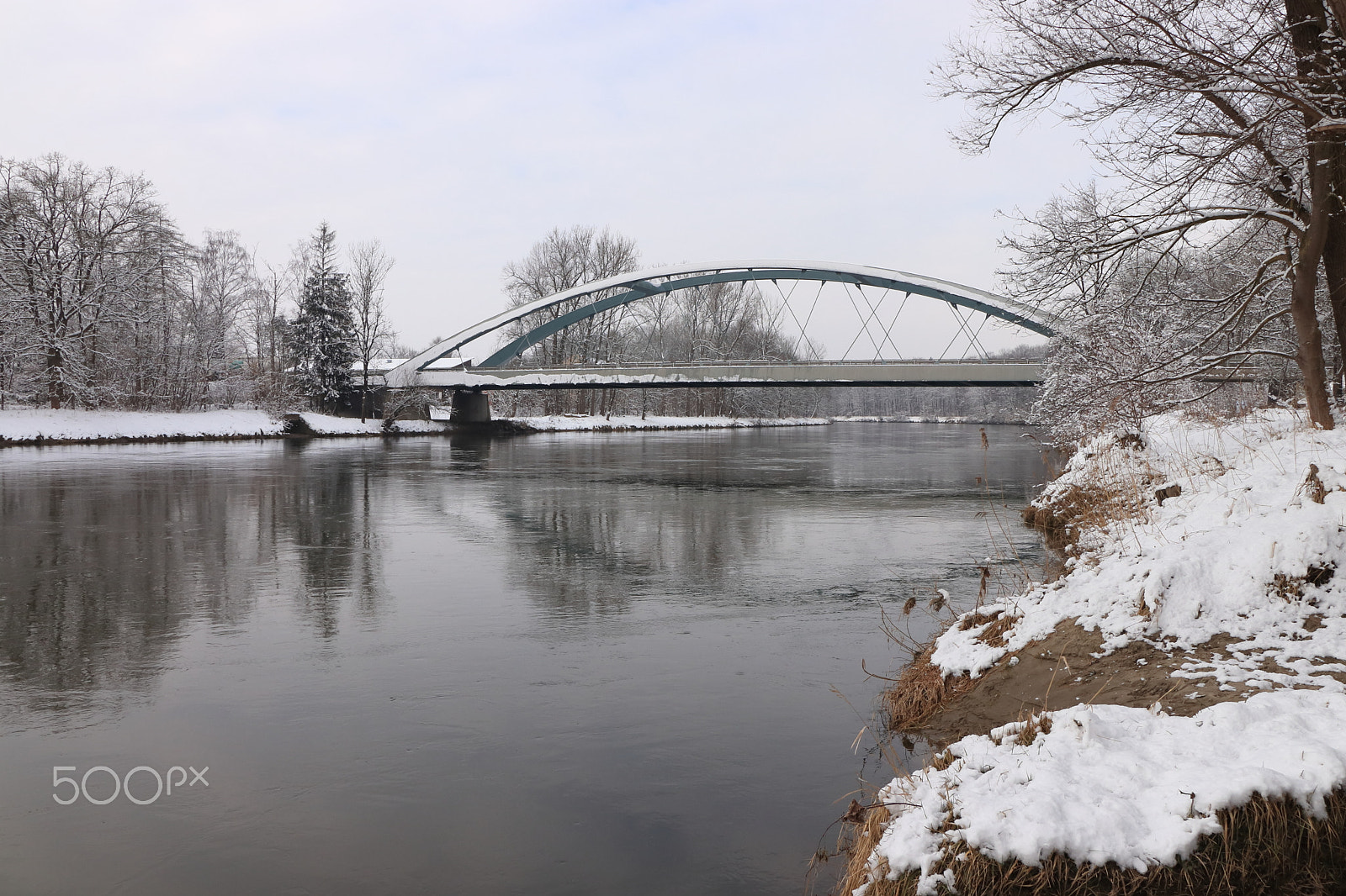 Canon EOS 77D (EOS 9000D / EOS 770D) sample photo. Winter an der donau photography