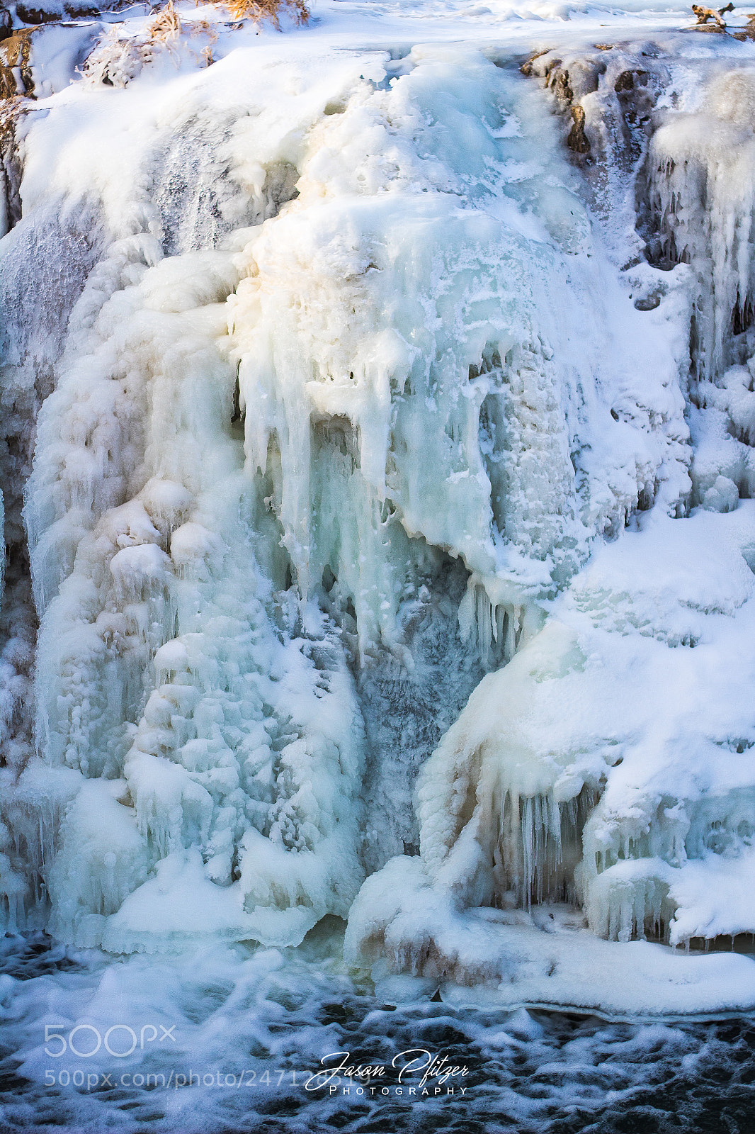 Canon EOS 1300D (EOS Rebel T6 / EOS Kiss X80) sample photo. Frozen majesty photography