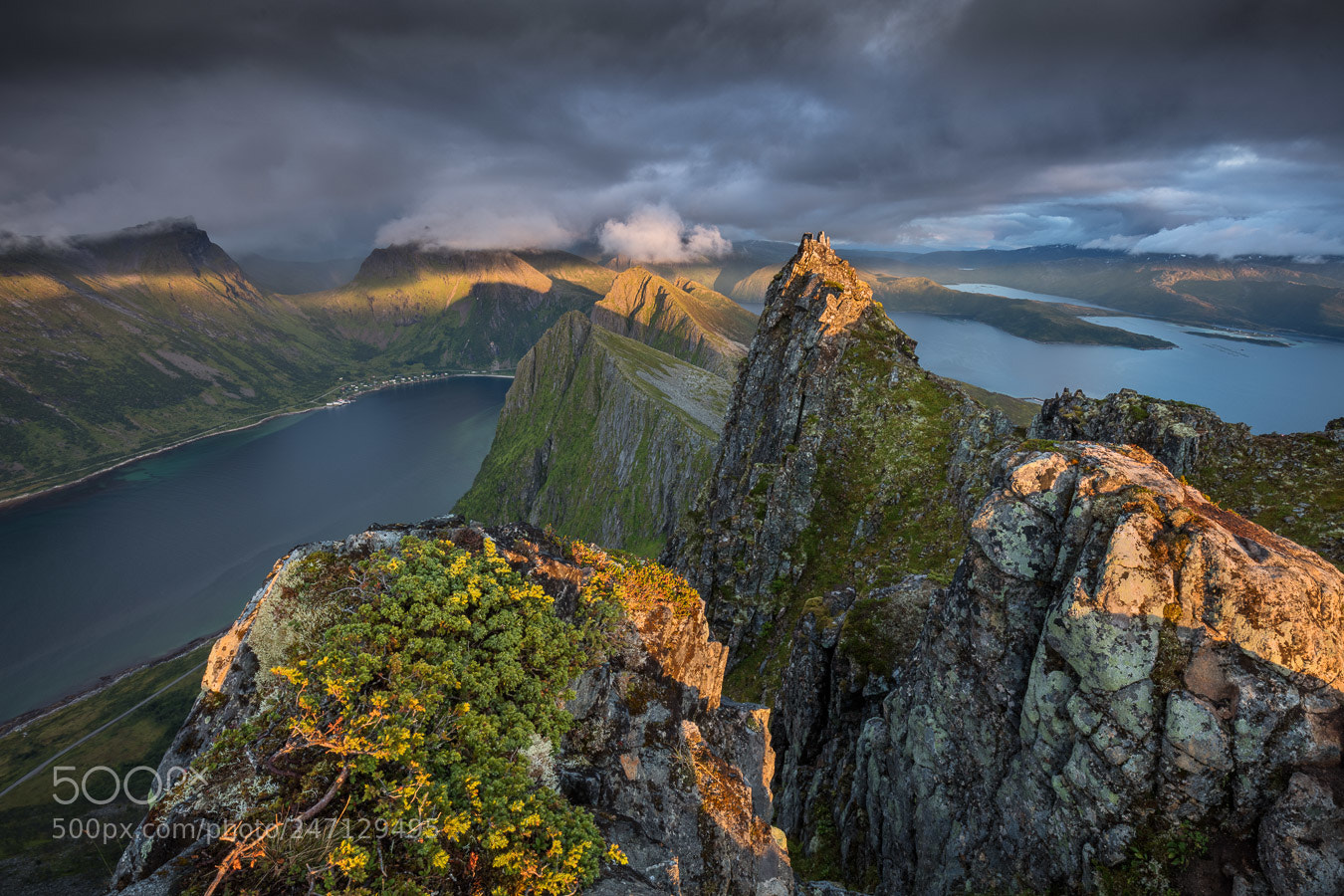 Canon EOS 5DS R sample photo. Husfjellet sunset photography