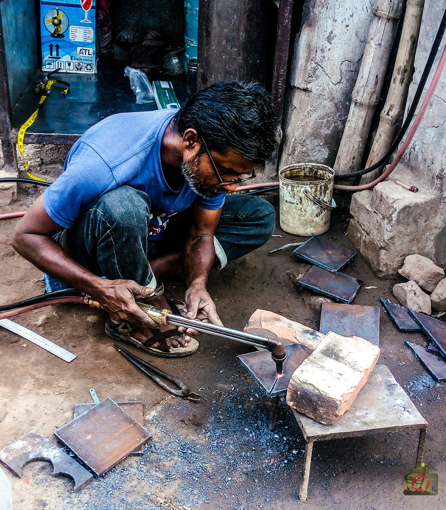 Symphony R100 sample photo. Iron cutter photography