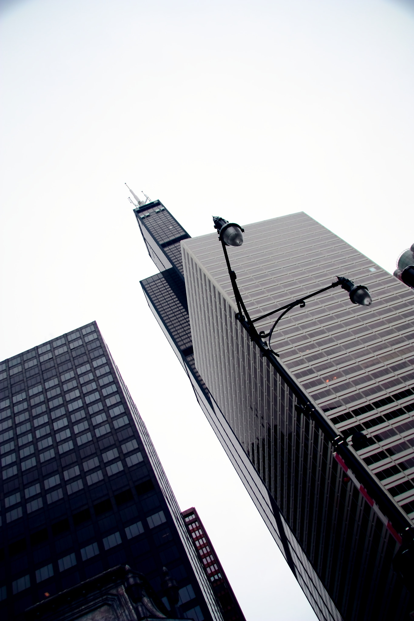 Sigma 18-200mm f/3.5-6.3 DC OS sample photo. Skyscraper photography