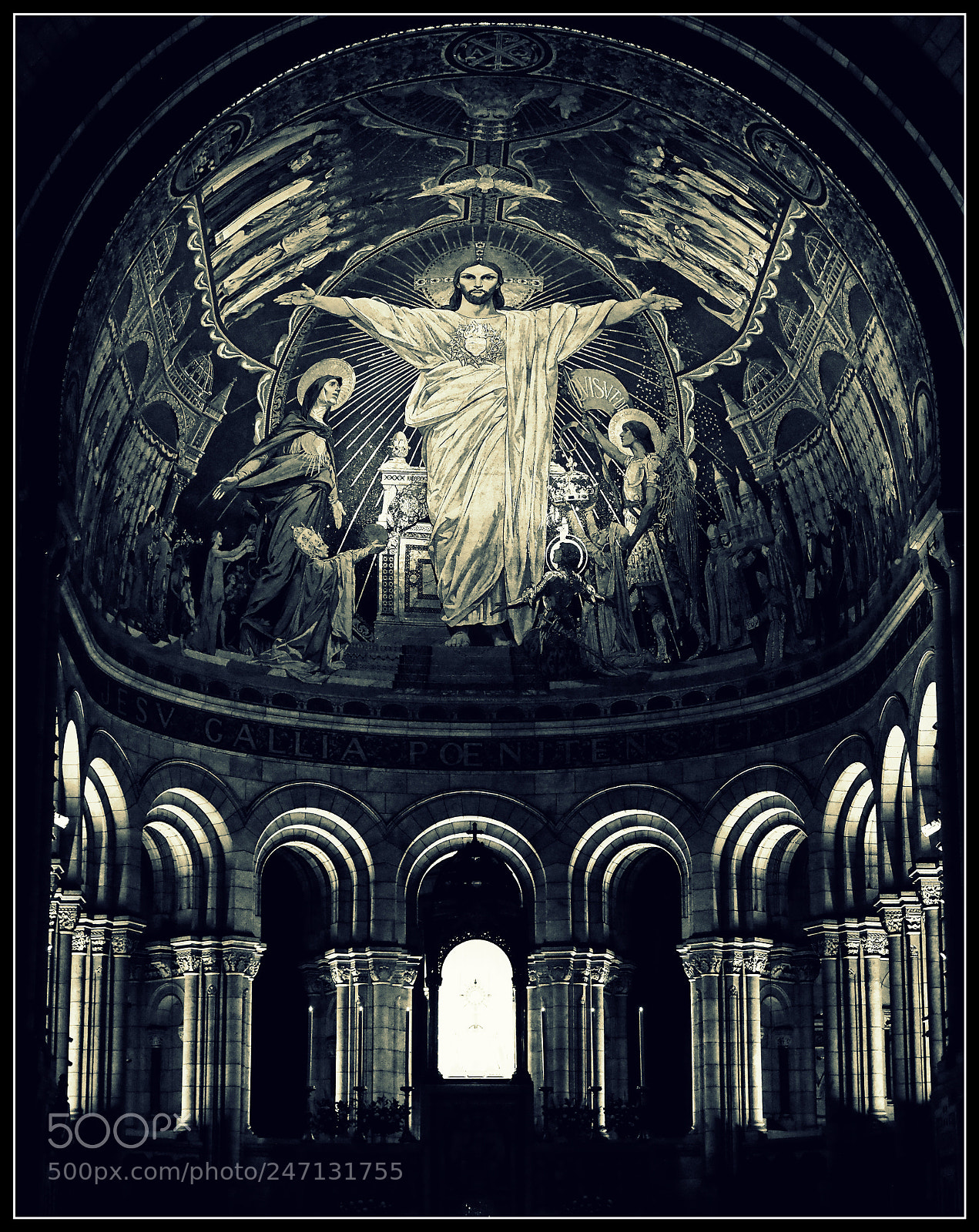 Olympus OM-D E-M1 Mark II sample photo. Jesus christ, sacre coeur photography