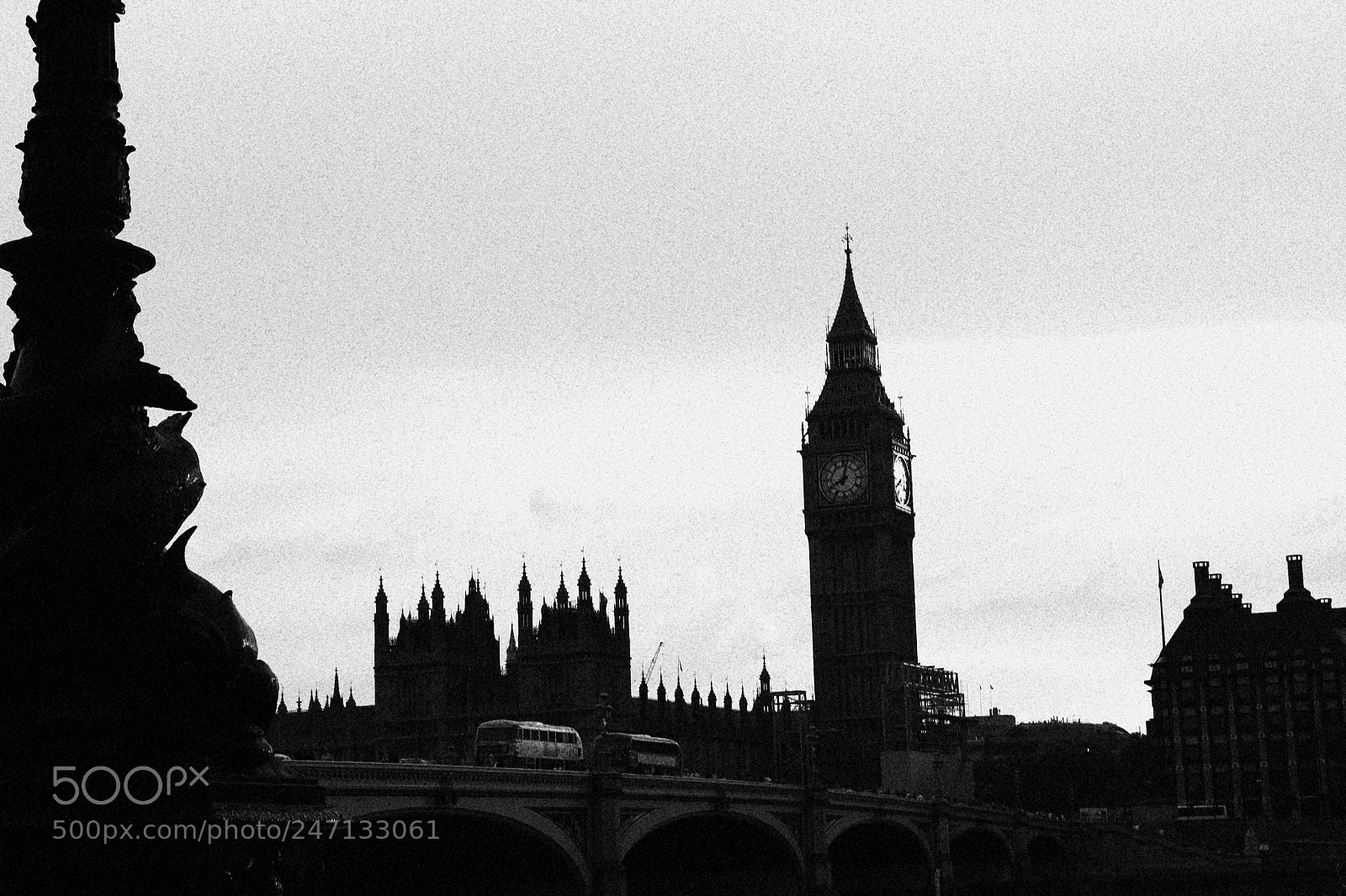Canon EF-S 18-55mm F3.5-5.6 III sample photo. Big ben in big photography