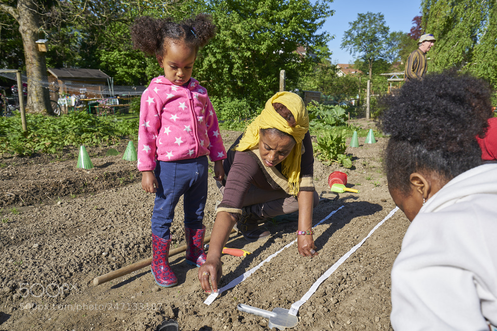 Sony a7R II sample photo. Eritreans working in the photography