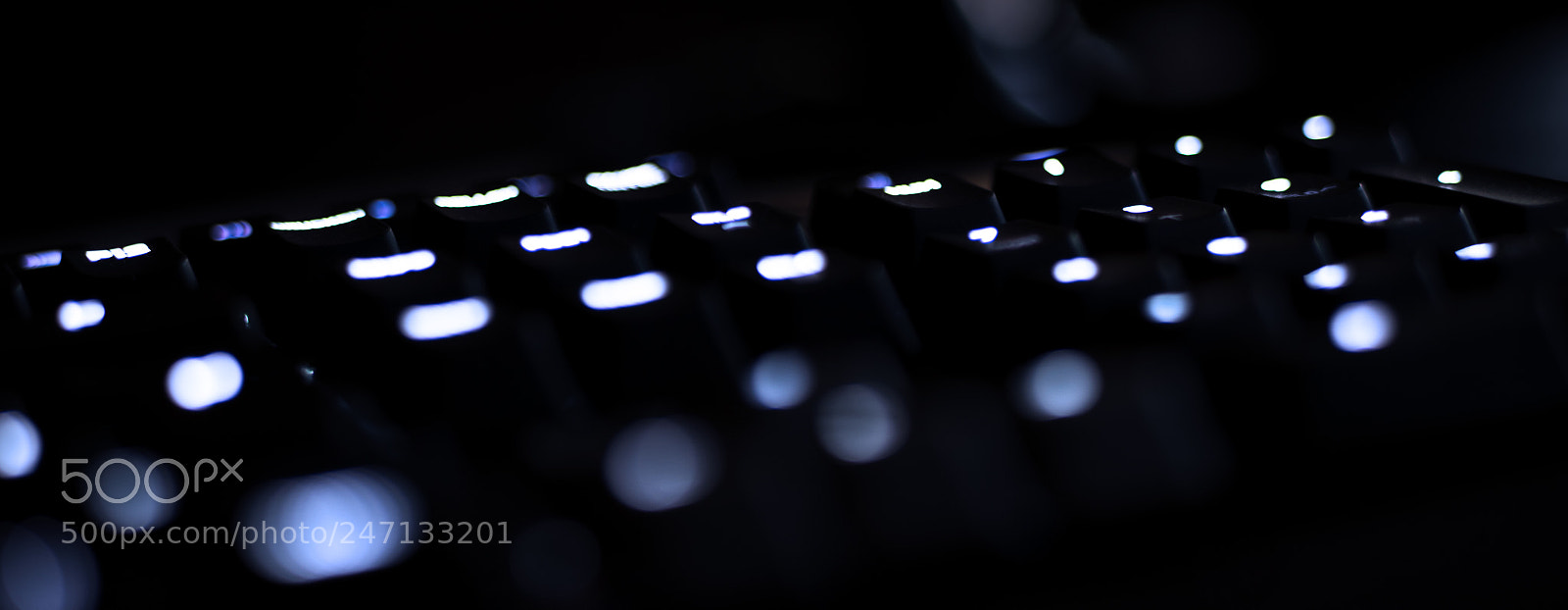 Canon EOS 80D sample photo. Keyboard photography