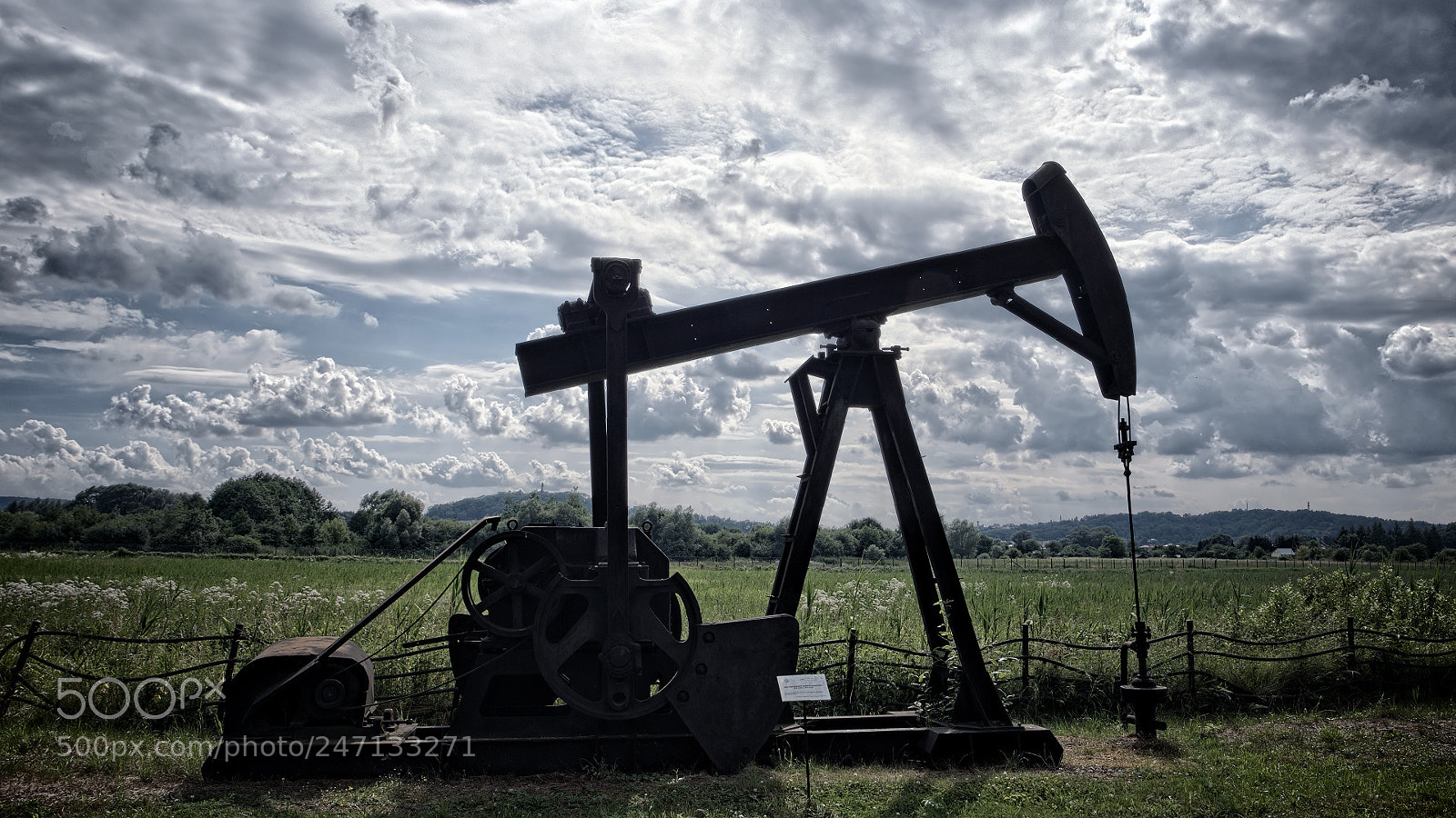 Nikon D5100 sample photo. Forging oil photography