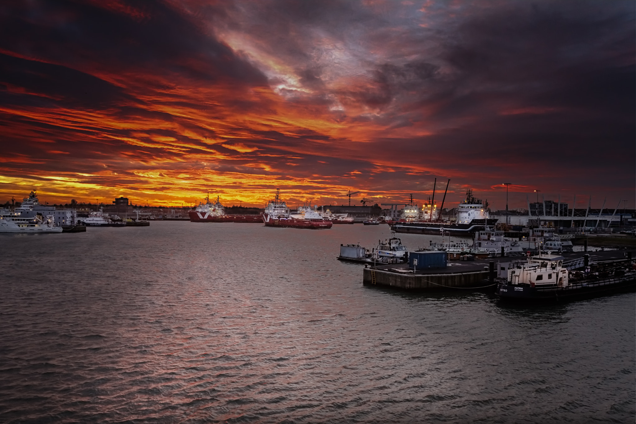 v2?sig=d32b20bc199bdb1333f1fb11dee70232f40ff38b79f408bc671fdbaf1555805c