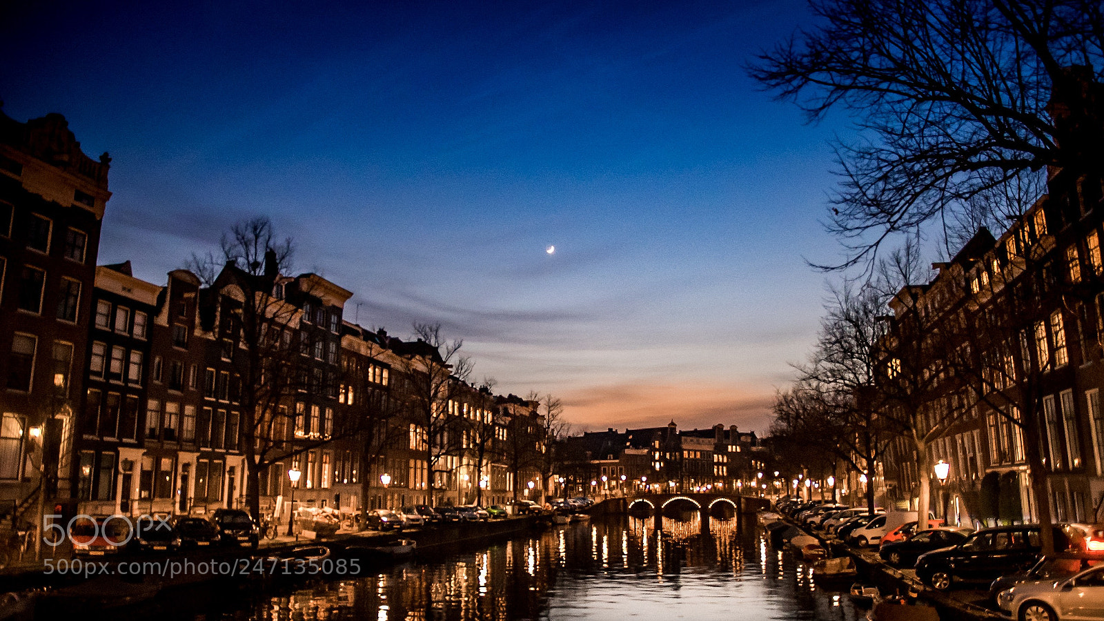 Nikon D500 sample photo. Moon over amsterdam. photography