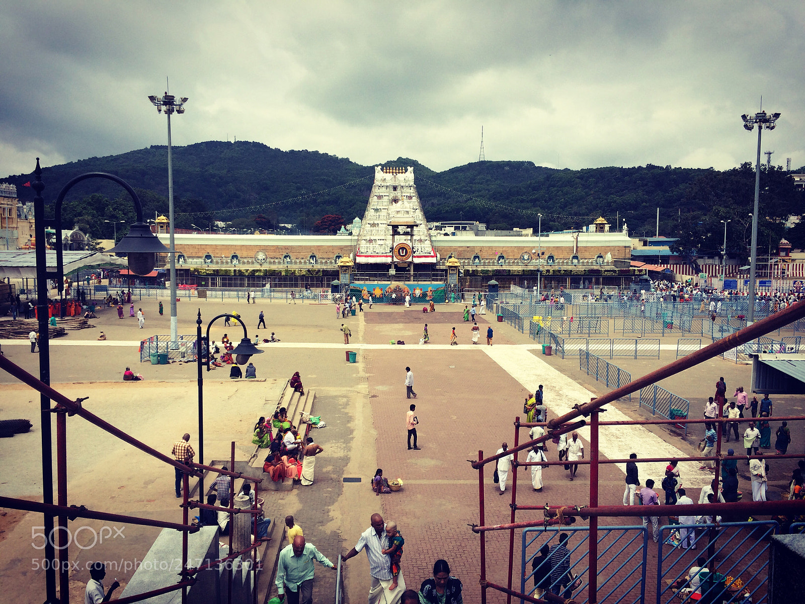 Apple iPhone 5s sample photo. Tirupati temple - the photography