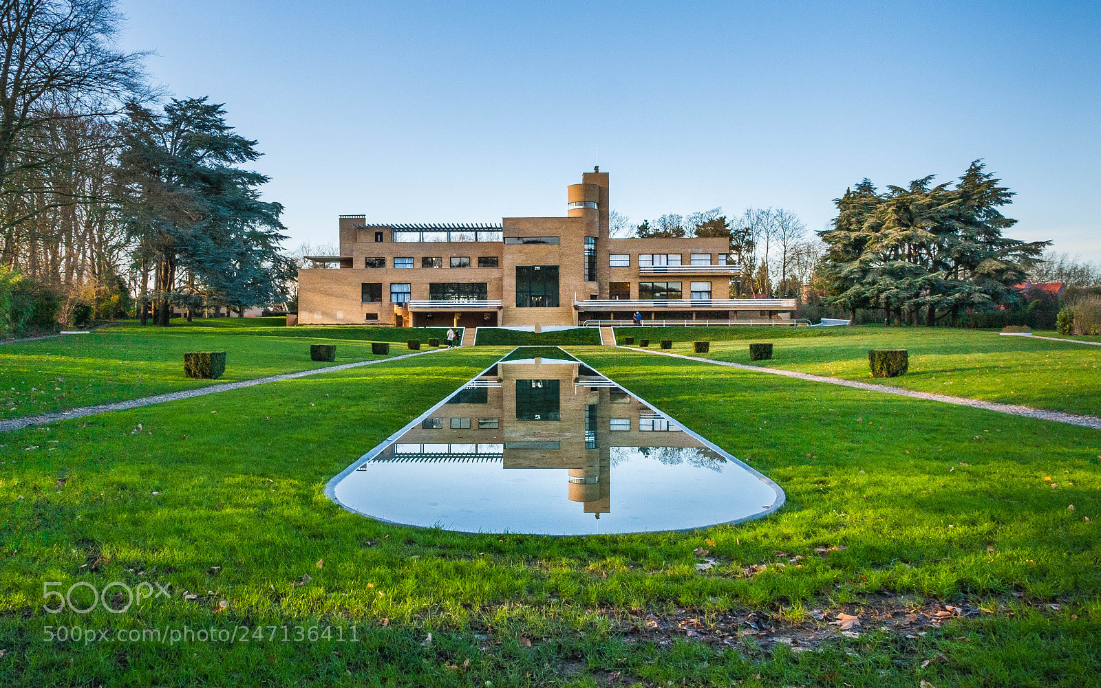 Canon EOS-1Ds Mark II sample photo. Villa cavrois - outside photography