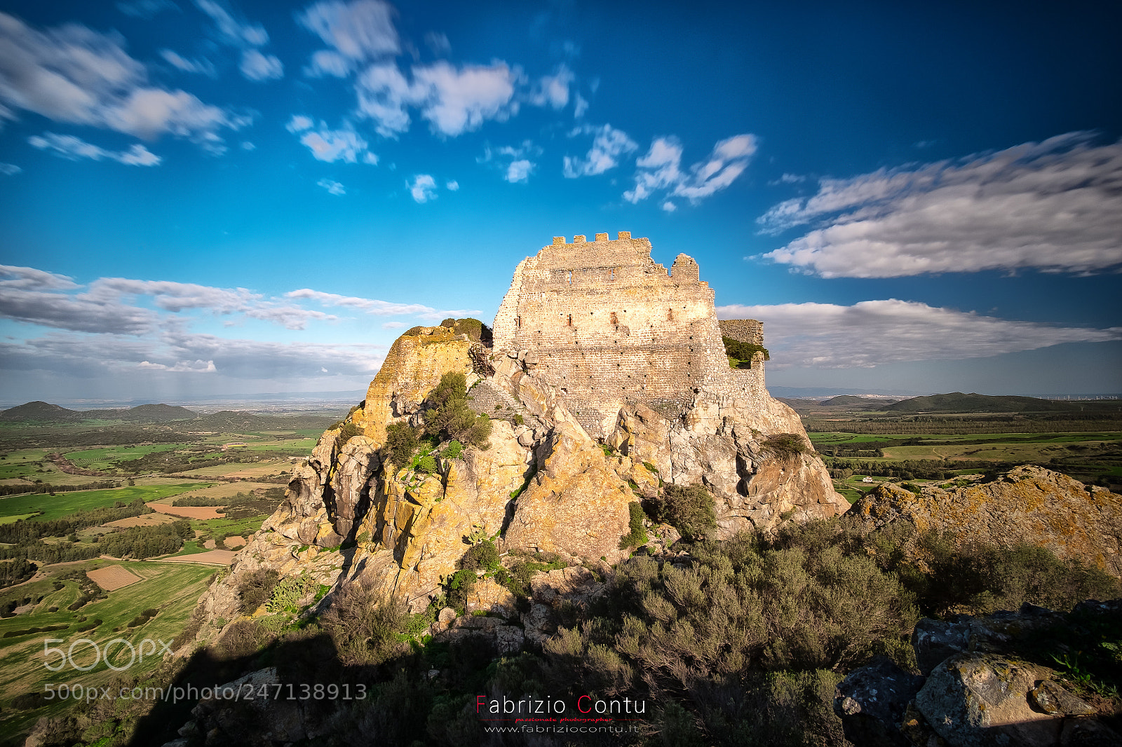 Fujifilm X-T10 sample photo. The castle of acquafredda photography