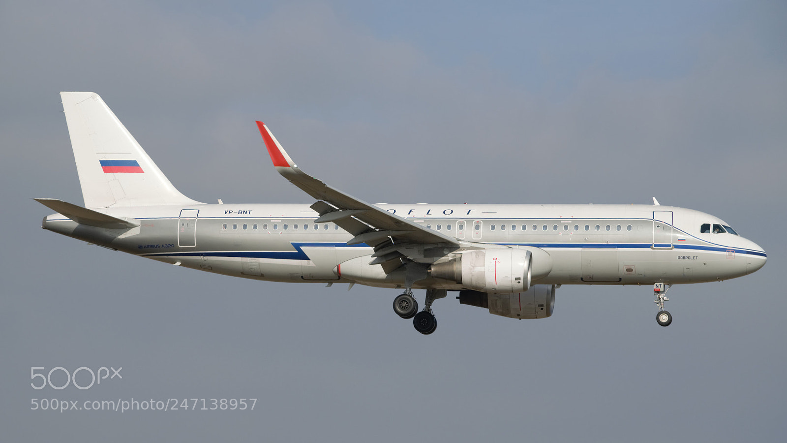 Nikon D5100 sample photo. Airbus a320-214 vp-bnt aeroflot photography