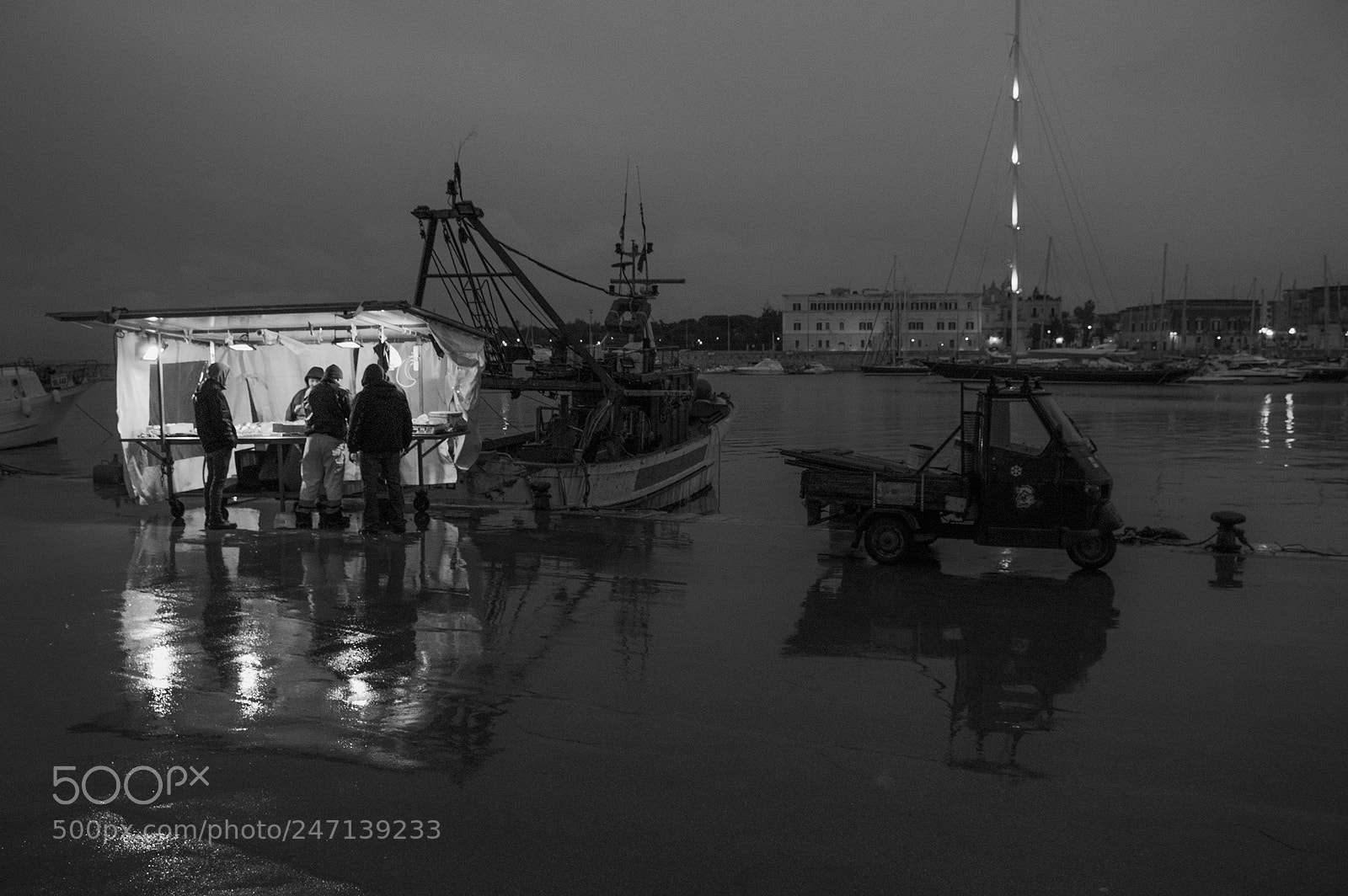 Nikon D3200 sample photo. Porto di trani photography