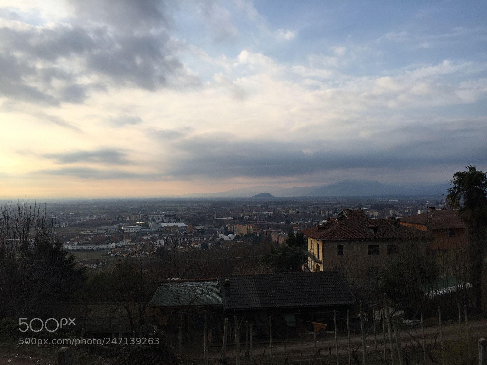 Apple iPhone 6 Plus sample photo. City pinerolo italy photography