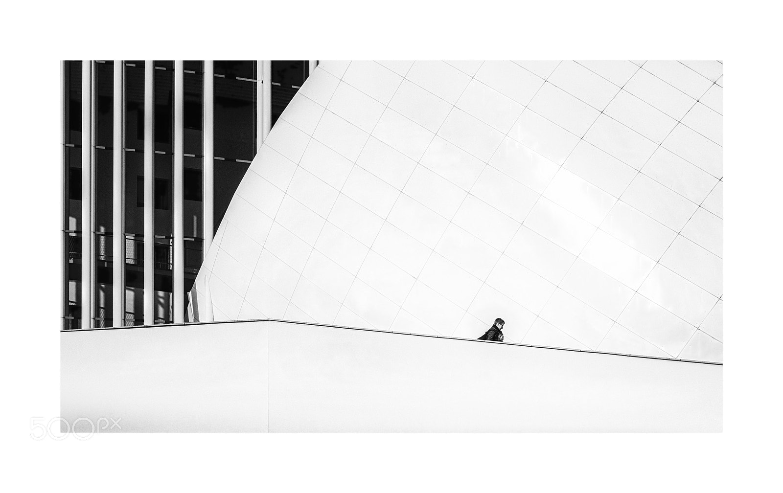 Fujifilm X-T20 sample photo. Philarmonie photography