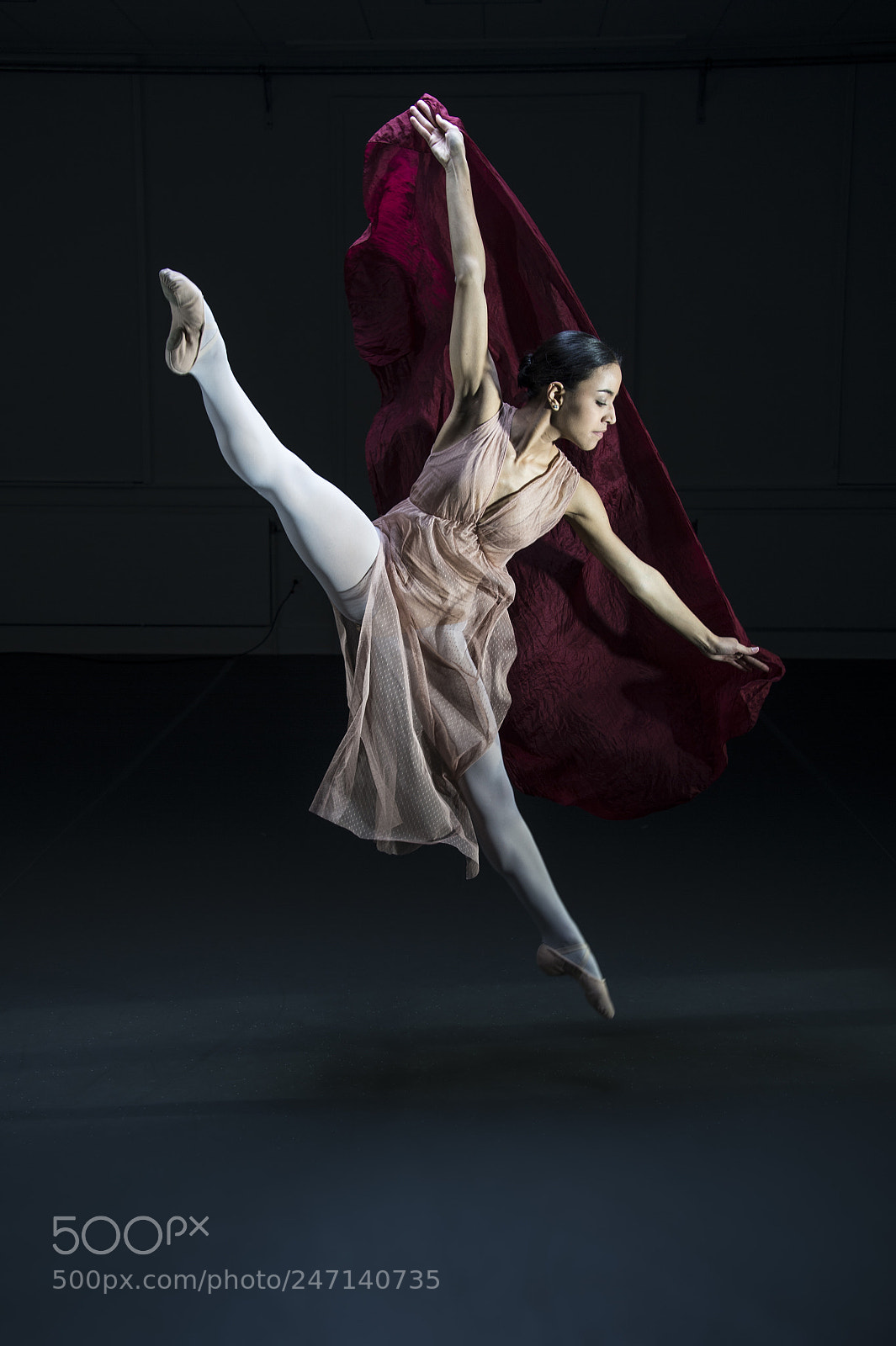 Nikon D4 sample photo. Dancer myriam lamrani photography