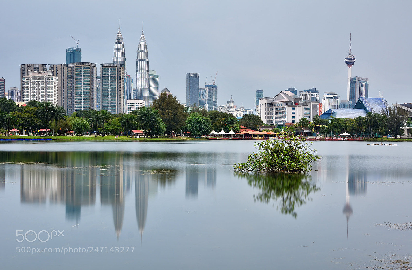 Nikon D7100 sample photo. Kuala reflections photography