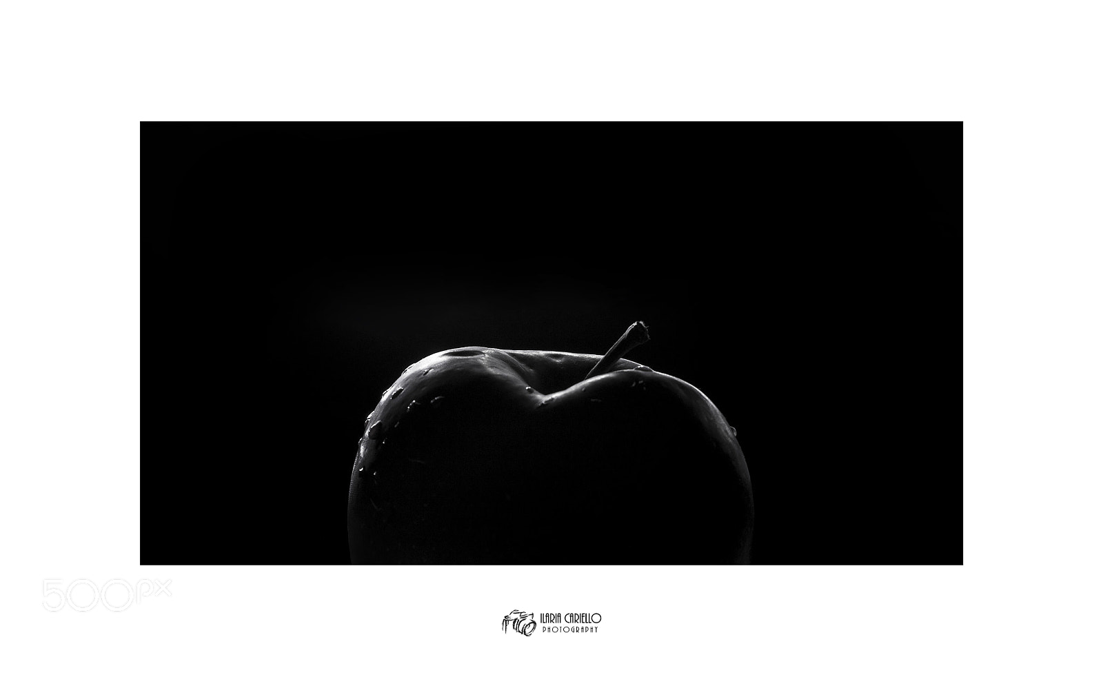 Canon EOS 6D Mark II sample photo. Una mela al giorno.... photography