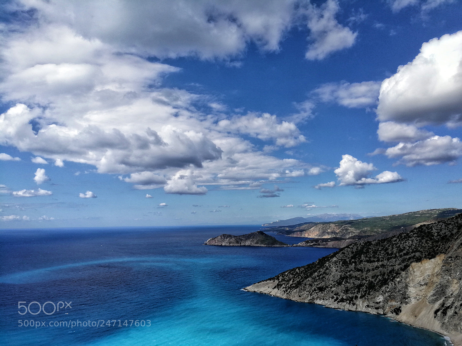 HUAWEI P10 sample photo. Clouds over the shoreline photography