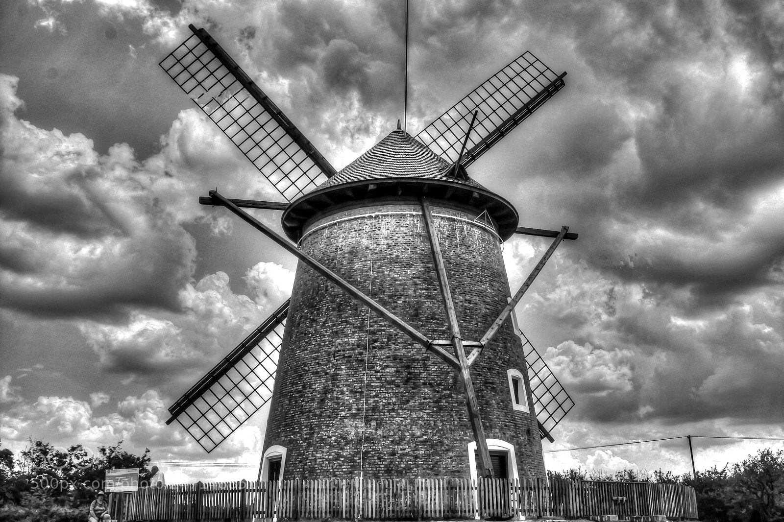 Canon EOS 300D (EOS Digital Rebel / EOS Kiss Digital) sample photo. Old windmill photography