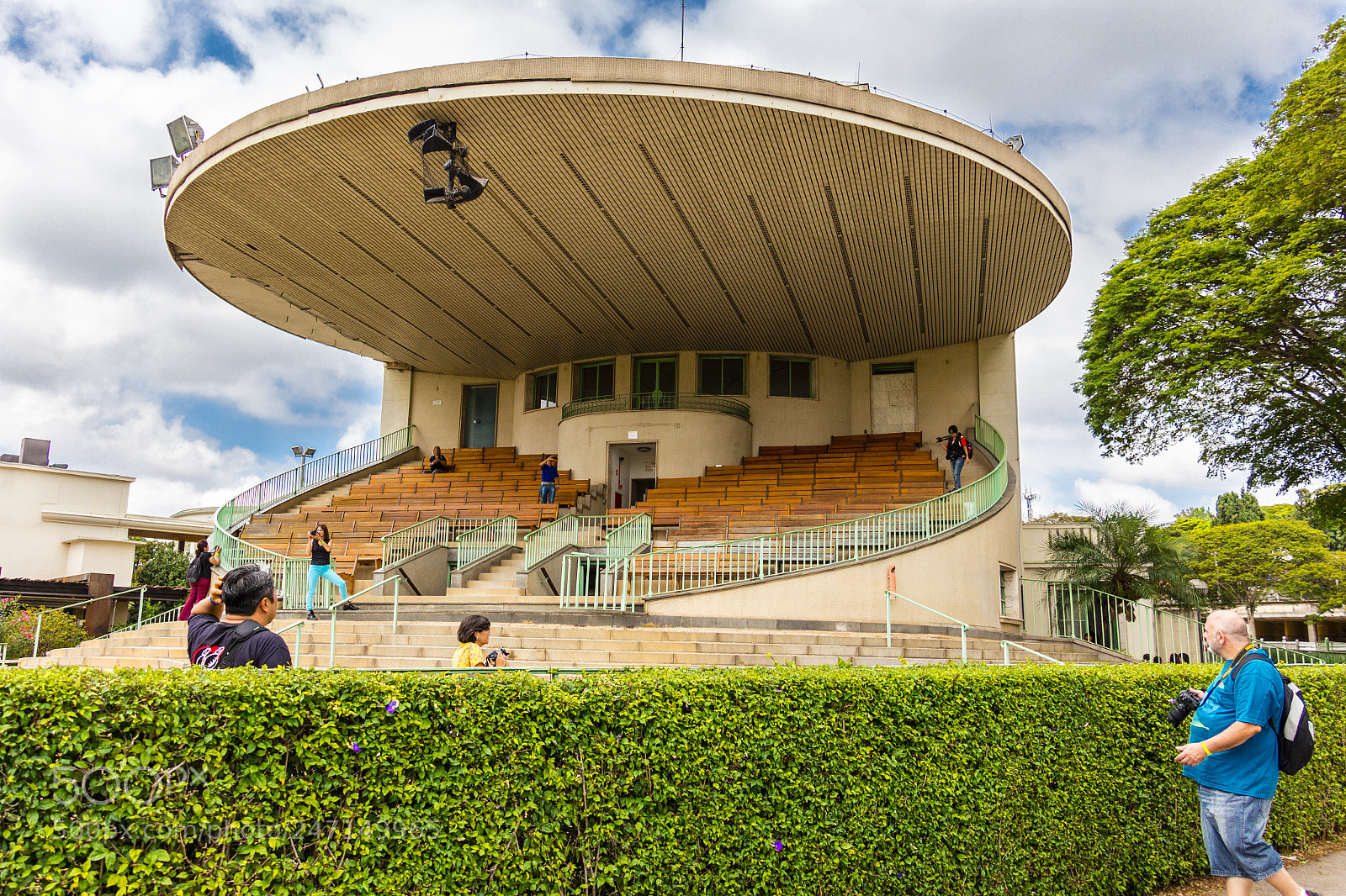 Canon EOS 700D (EOS Rebel T5i / EOS Kiss X7i) sample photo. Jockey club de s photography